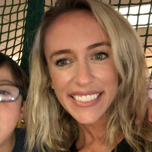 Meet your Posher, Corinne